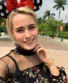 Demi