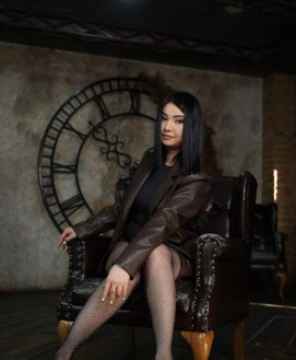 Mistress Escort