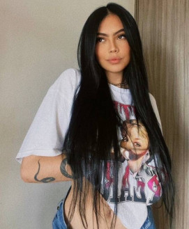 Mia